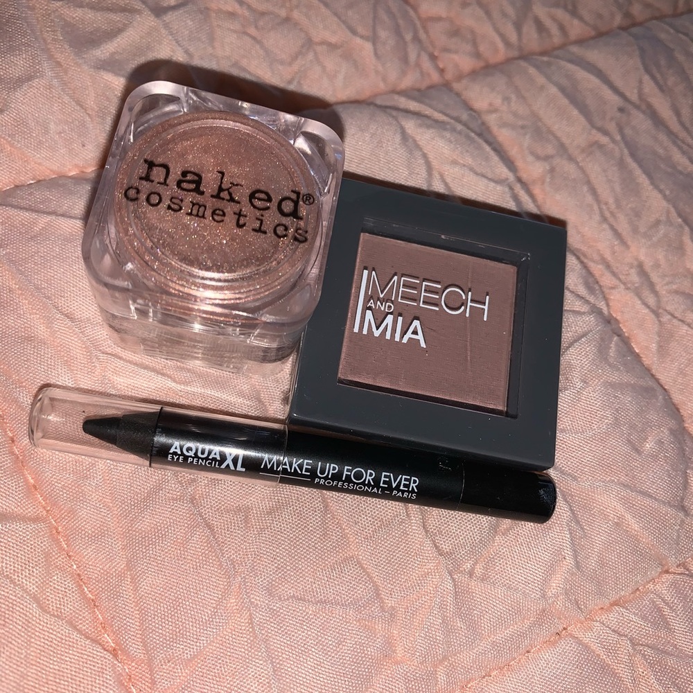Make up bundle - Picture 6 of 6